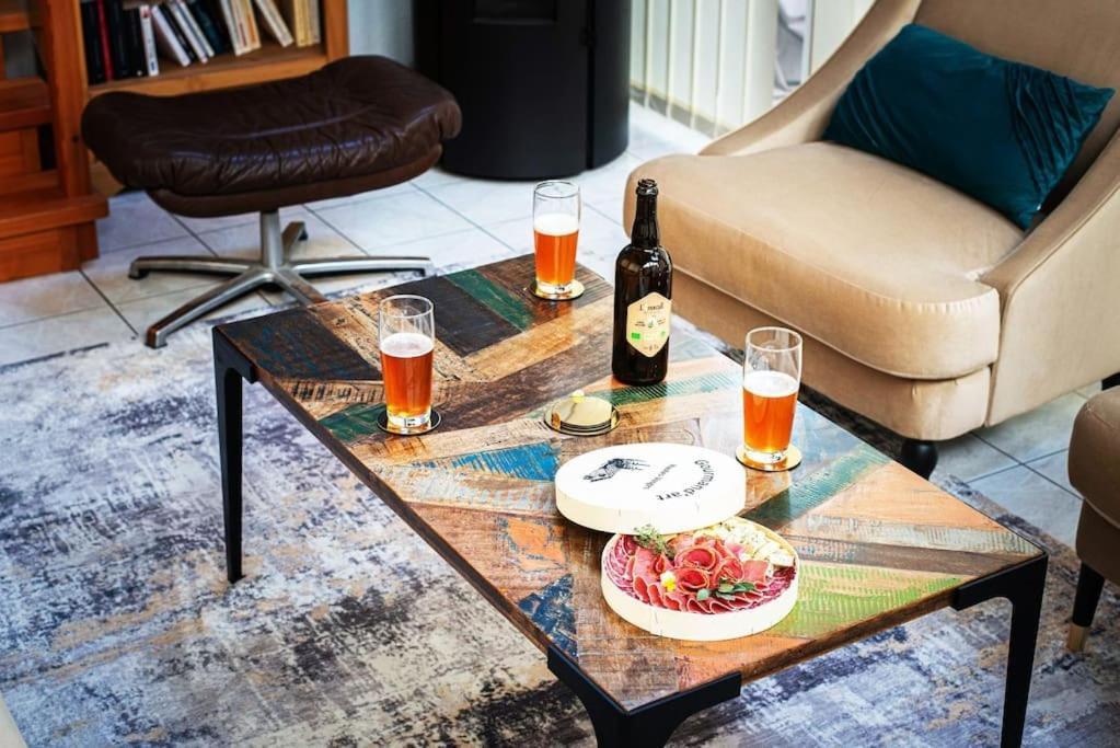 La Coquette ! Maison Au Coeur De La Bresse Avec Veranda Barbecue Garage Baby-Foot Et Barre De Son Bagian luar foto
