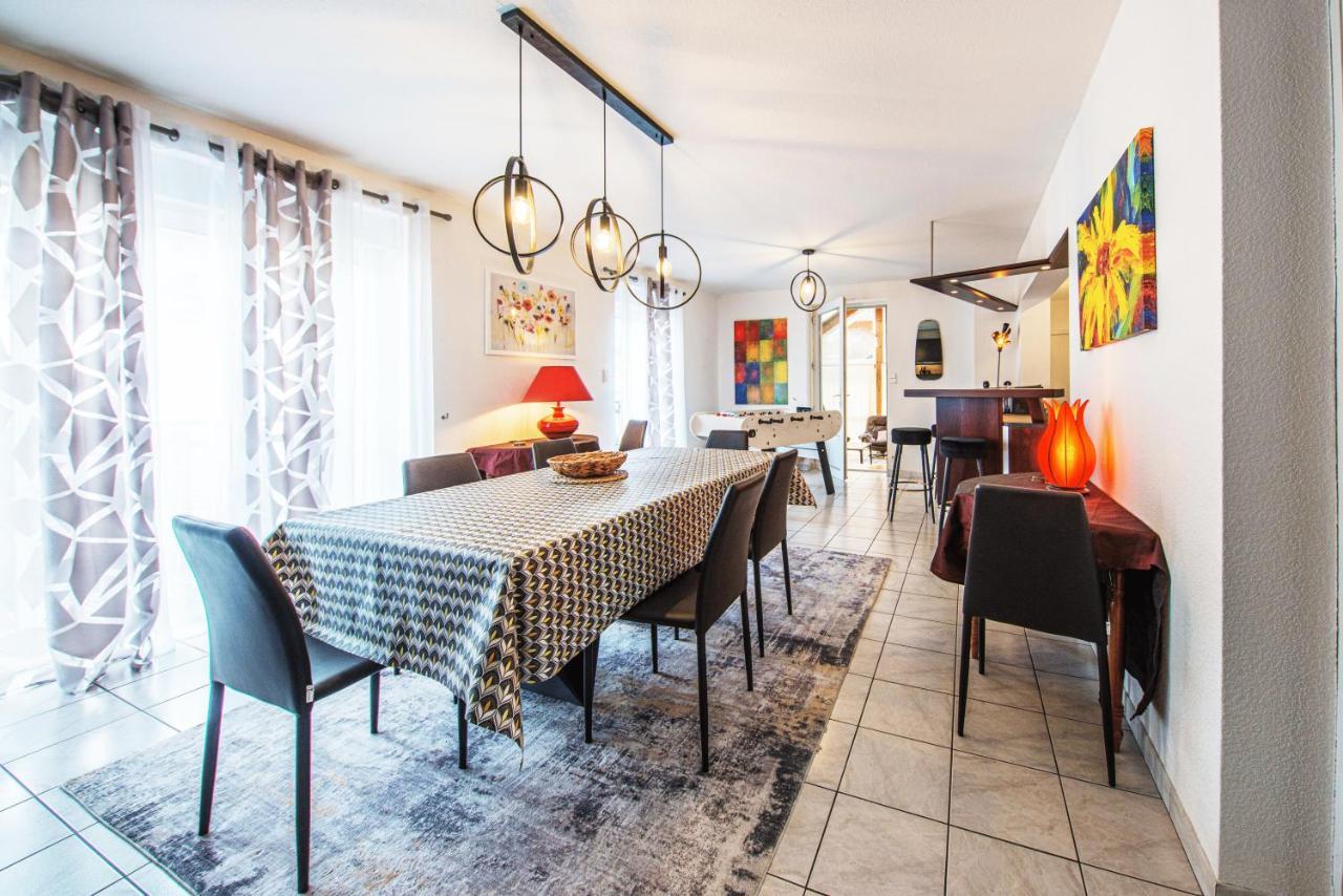 La Coquette ! Maison Au Coeur De La Bresse Avec Veranda Barbecue Garage Baby-Foot Et Barre De Son Bagian luar foto